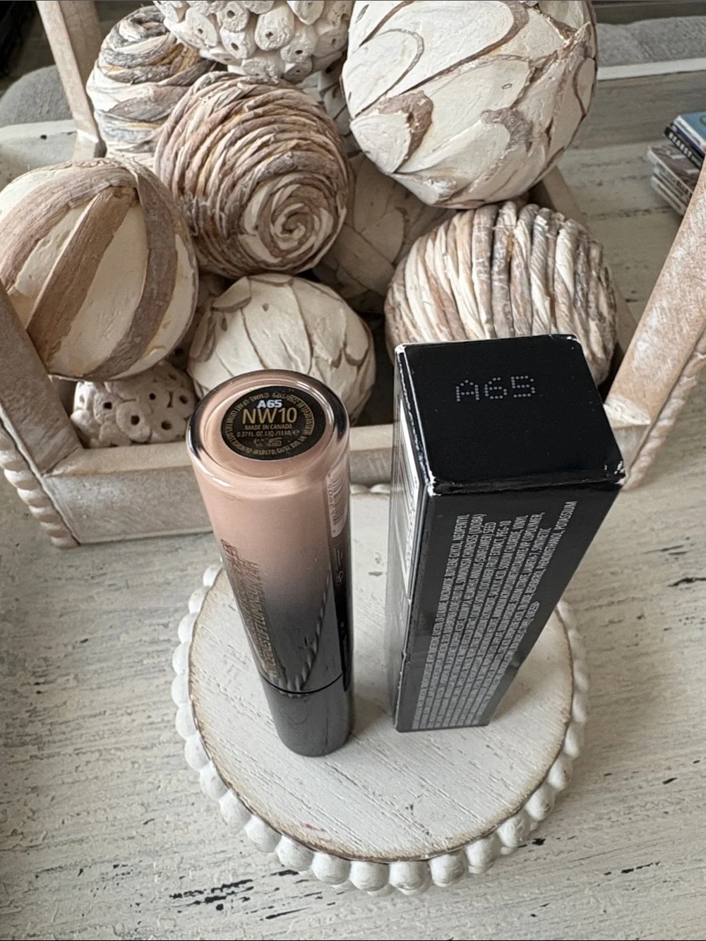 MAC Cosmetics Studio Radiance Luminous Lift Concealer - NW10